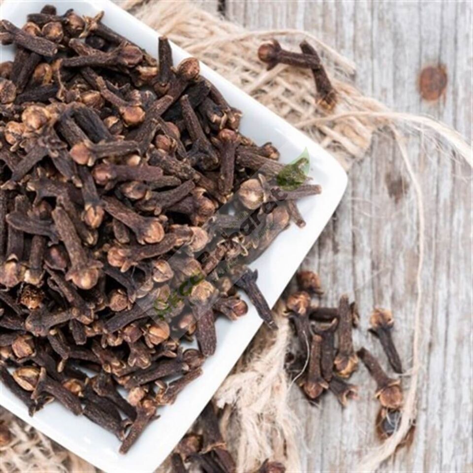 TANE KARANFİL 250 GR